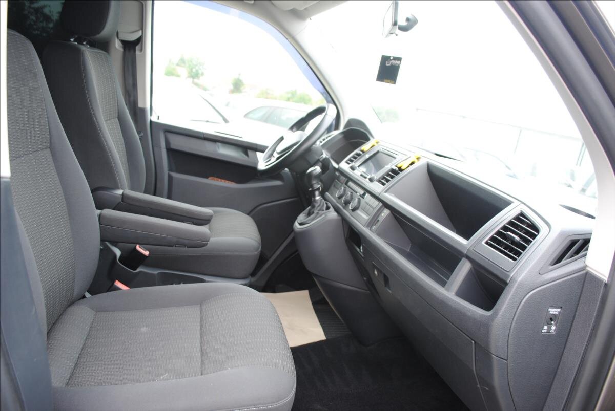 Volkswagen Caravelle