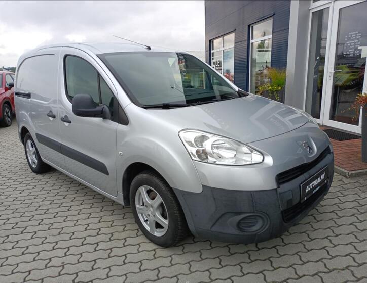 Peugeot Partner 8