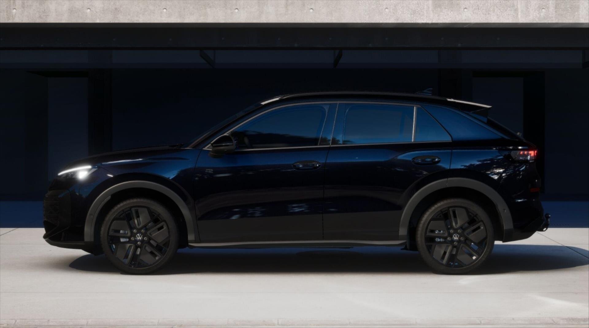 Volkswagen T-Roc SUV / Terénní 1,5 l 110 kw