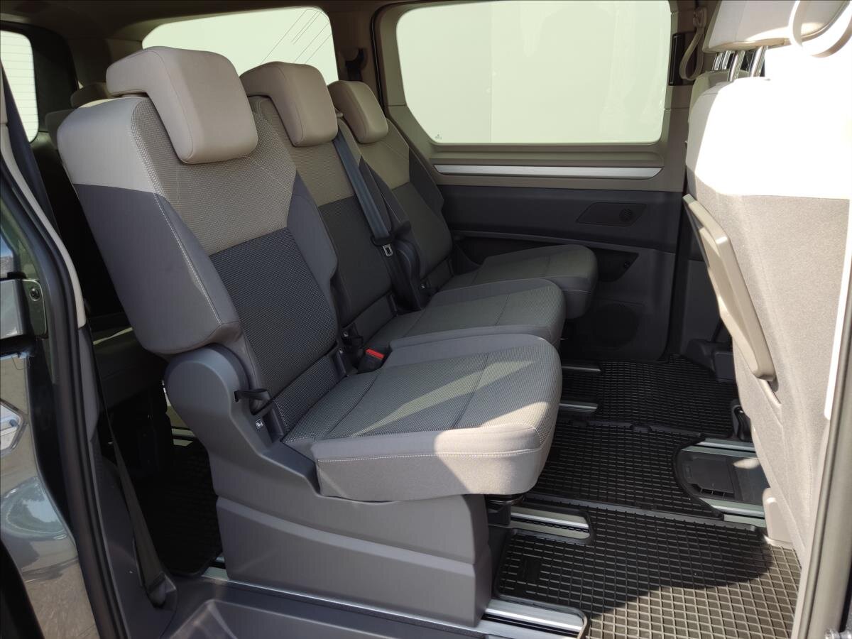 Volkswagen Multivan MPV 2,0 l 110 kw