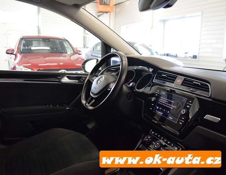 Volkswagen Touran MPV 0,0 110 kw