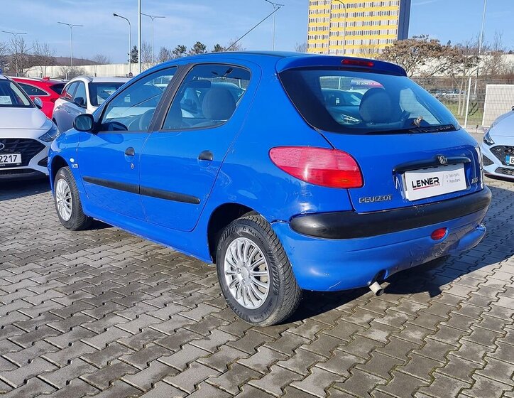Peugeot 206 Hatchback 1,1 l 44 kw