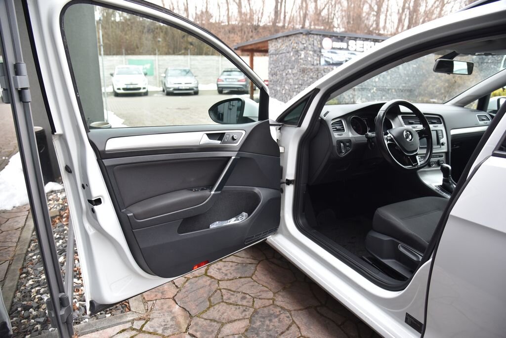 Volkswagen Golf Kombi 1,4 l 81 kw