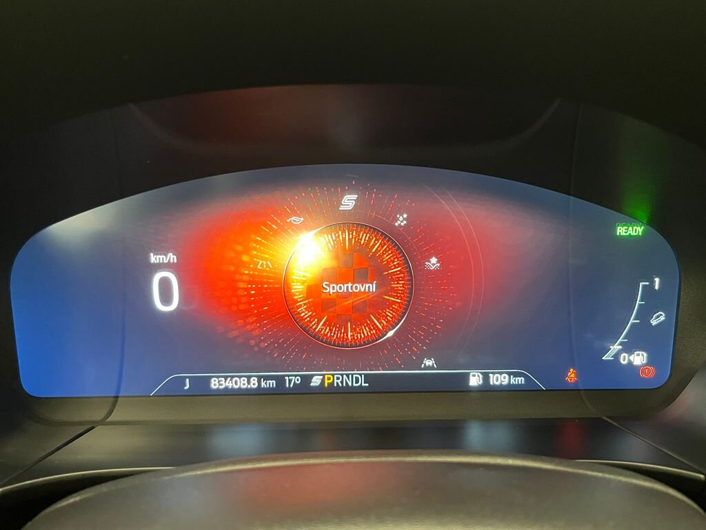Ford Kuga SUV / Terénní 2,5 l 140 kw