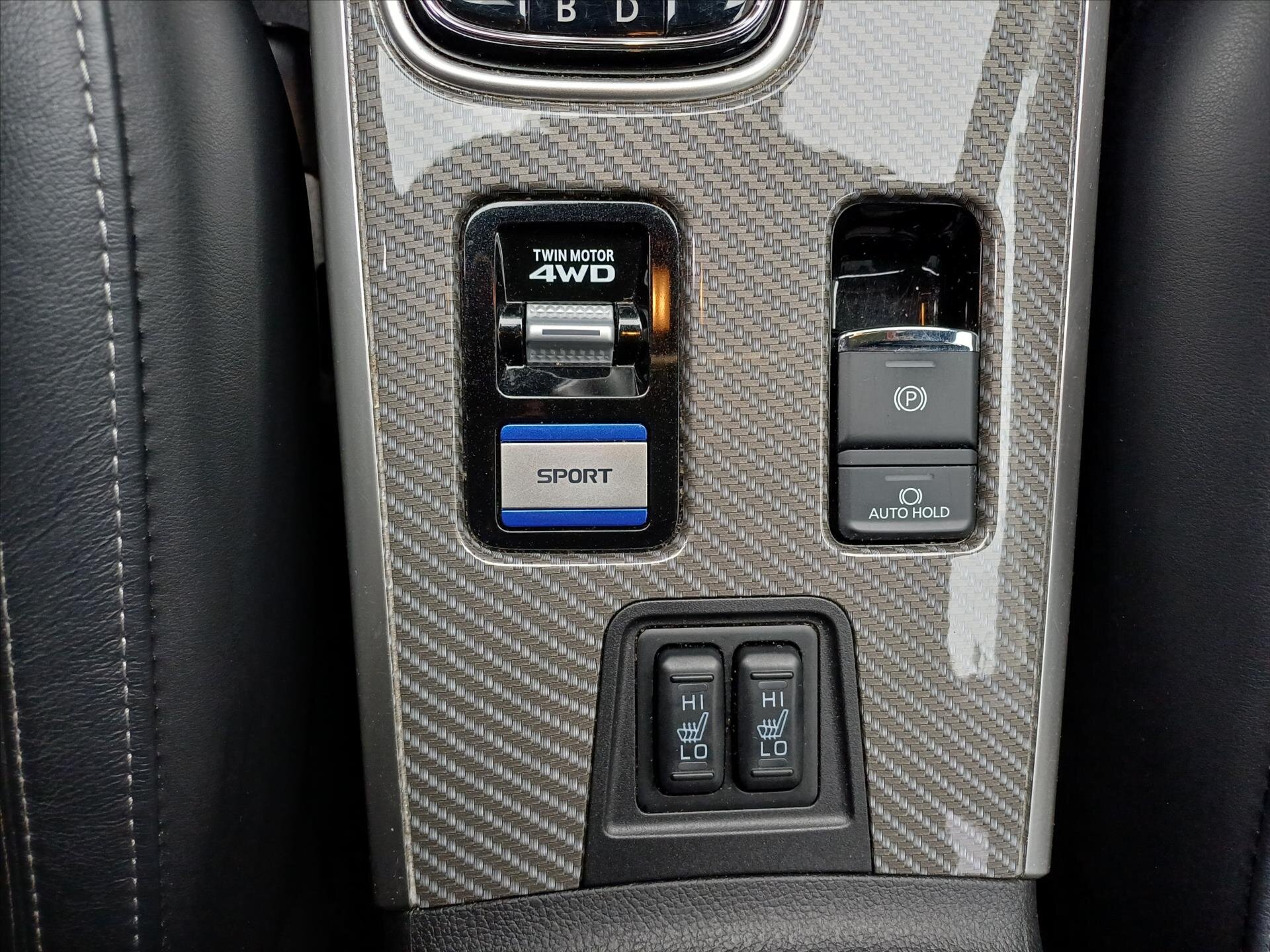 Mitsubishi Outlander Kombi 2,4 l 99 kw