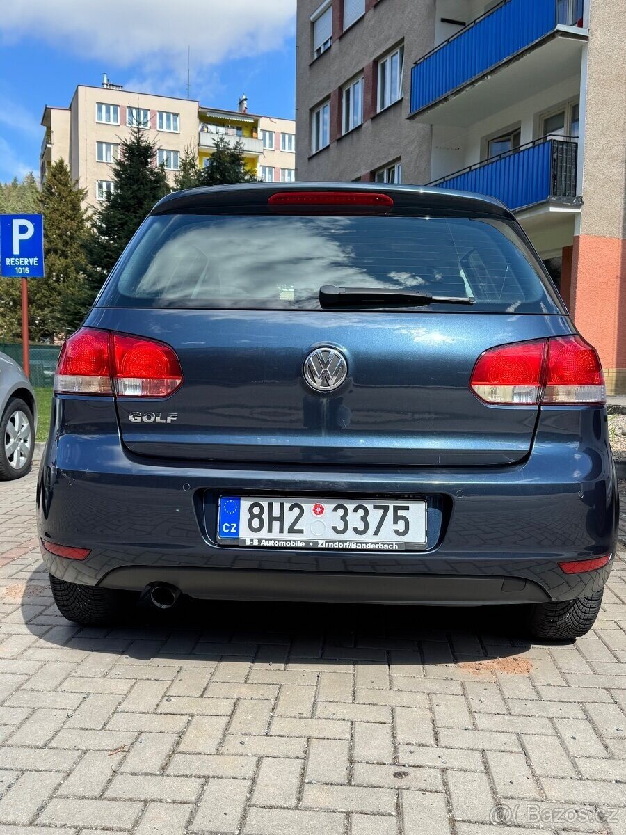 Volkswagen Golf Hatchback 0,0 77 kw