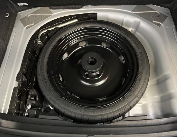 Škoda Karoq SUV / Terénní 1,5 l 110 kw