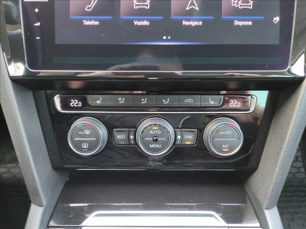 Volkswagen Passat Kombi 2,0 l 110 kw