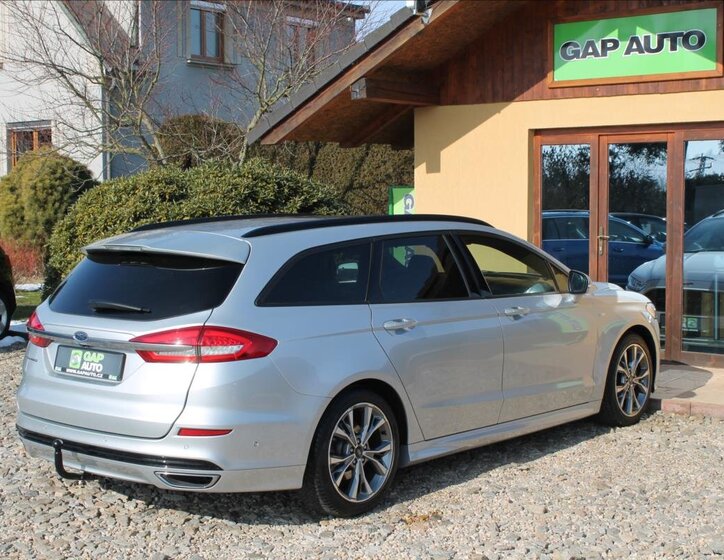 Ford Mondeo Kombi 2,0 l 132 kw