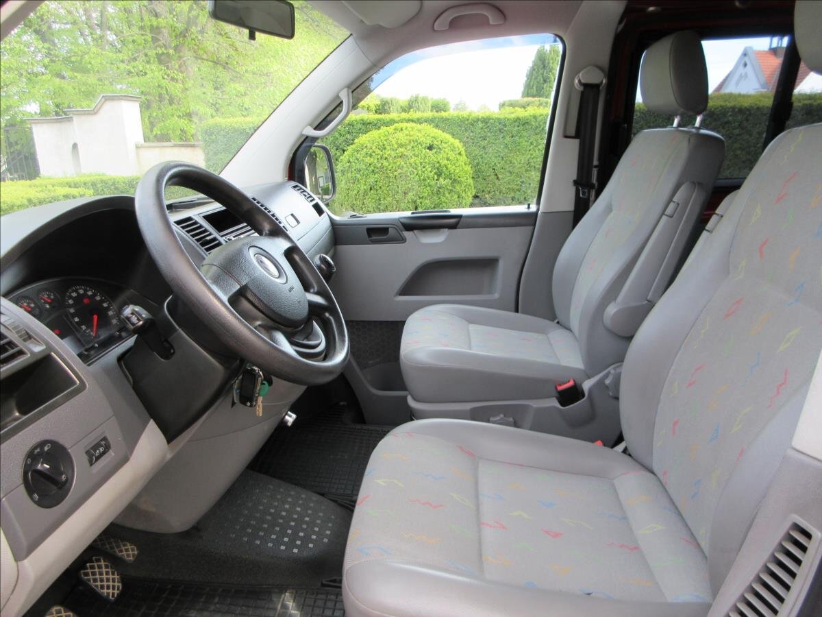 Volkswagen Transporter Ostatní 2,5 l 96 kw