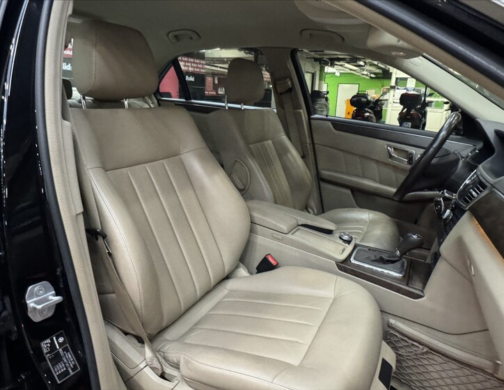 Mercedes-Benz Třídy E 14