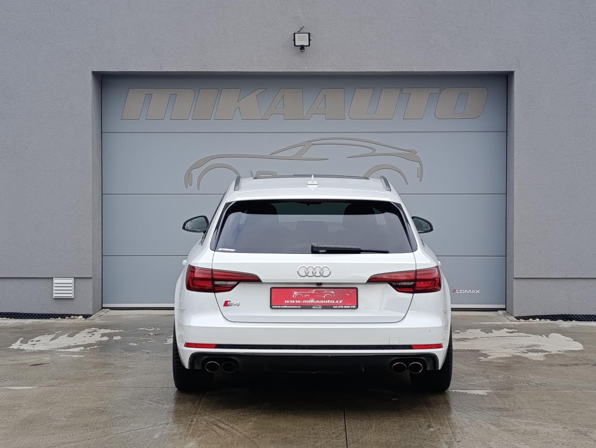 Audi S4 Kombi 3,0 l 260 kw