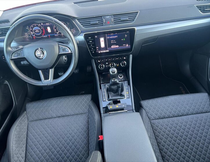 Škoda Superb Kombi 1,5 l 110 kw