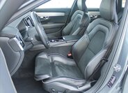 Volvo V90 8