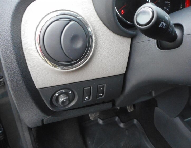 Dacia Lodgy Kombi 1,5 l 80 kw