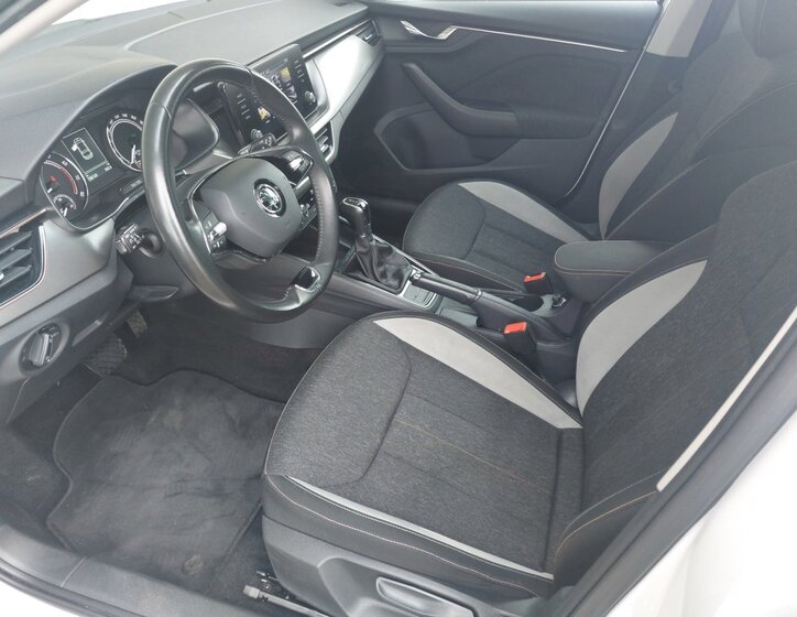 Škoda Scala Hatchback 1,5 l 110 kw