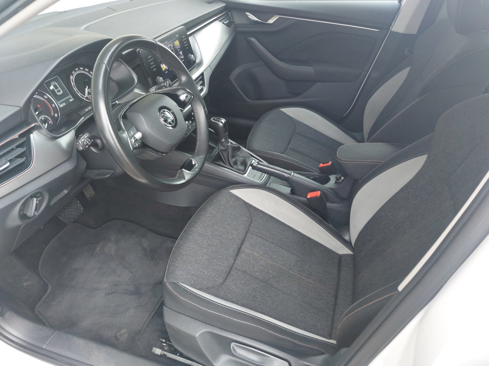 Škoda Scala Hatchback 1,5 l 110 kw