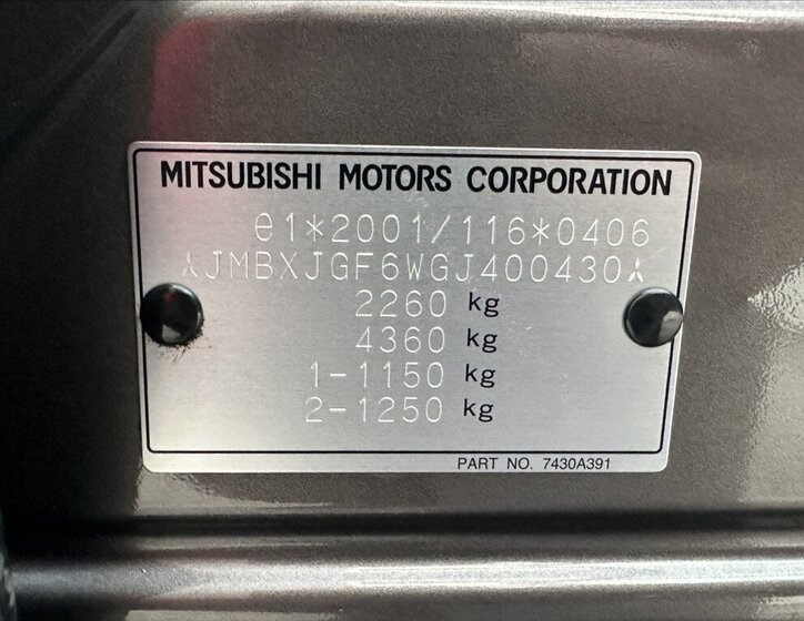Mitsubishi Outlander SUV / Terénní 2,3 l 110 kw