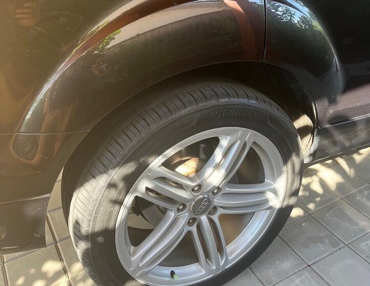 Audi Q7 SUV 0,0 225 kw