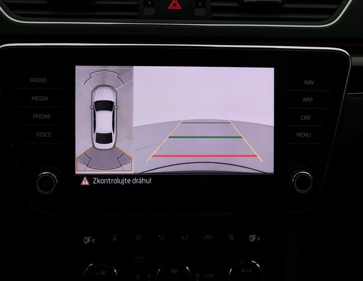 Škoda Superb Liftback 2,0 l 110 kw