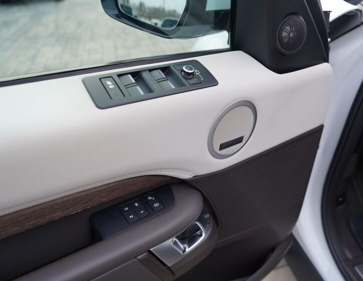 Land Rover Discovery 22