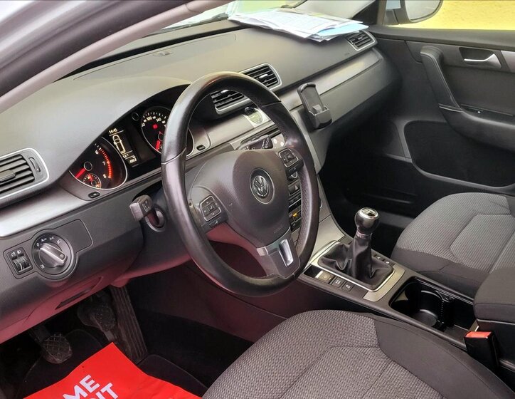 Volkswagen Passat Kombi 1,4 l 90 kw