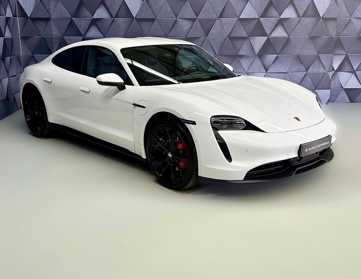 Porsche Taycan Sedan / Limuzína 0,0 320 kw