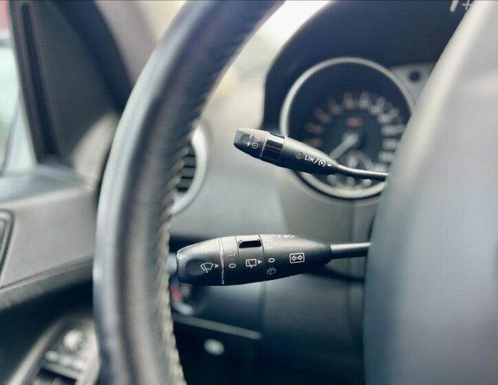 Mercedes-Benz Třídy M SUV 3,0 l 165 kw