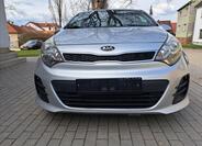 KIA Rio 14