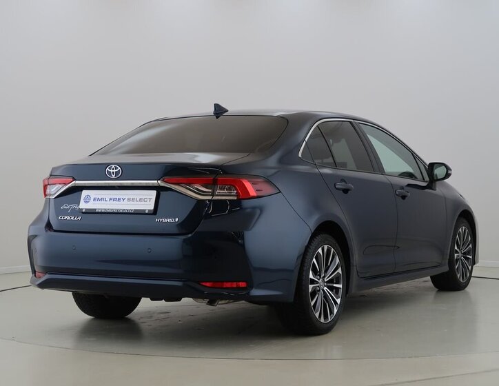 Toyota Corolla Sedan / Limuzína 1,8 l 72 kw