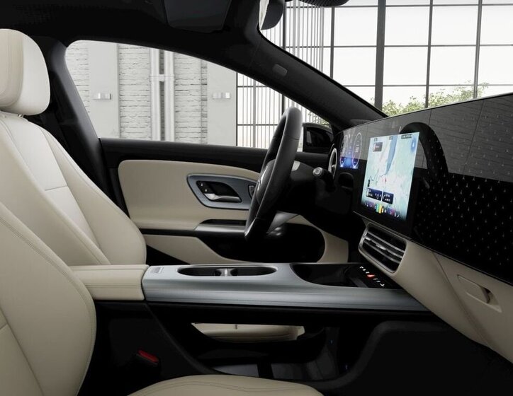 Mercedes-Benz CLA Sedan 1,5 l 142 kw