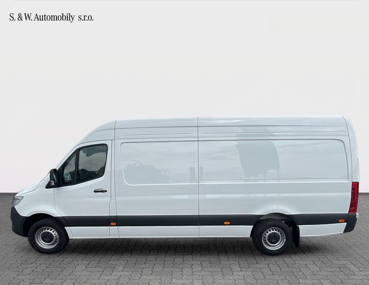 Mercedes-Benz Sprinter 8