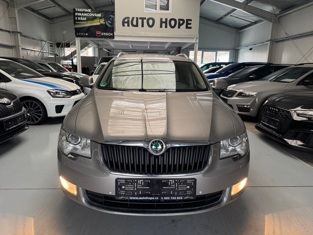 Škoda Superb Kombi 3,6 l 191 kw