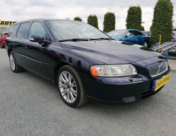 Volvo V70 Kombi 2,4 l 136 kw