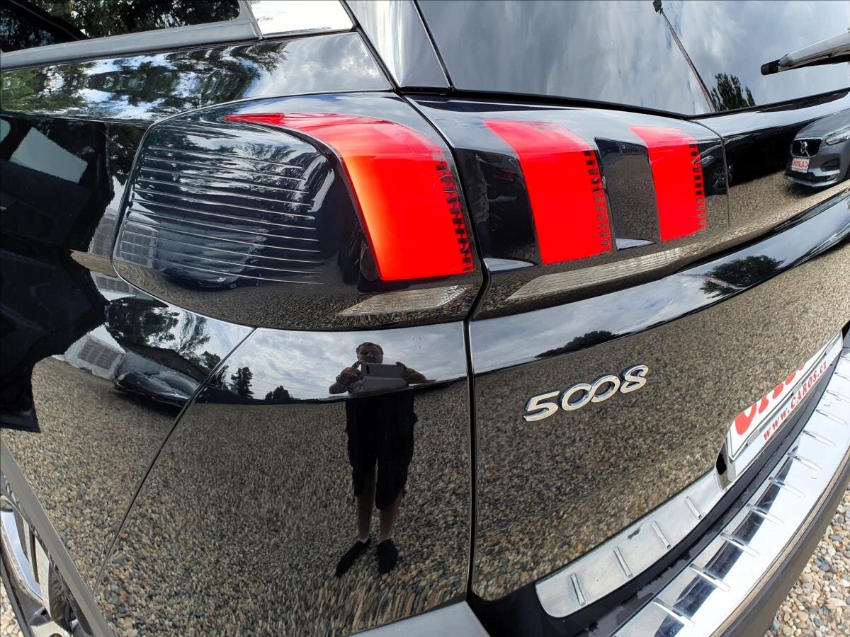Peugeot 5008 SUV / Terénní 1,5 l 96 kw