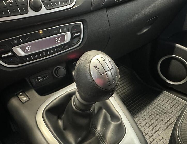 Renault Grand Scénic 32