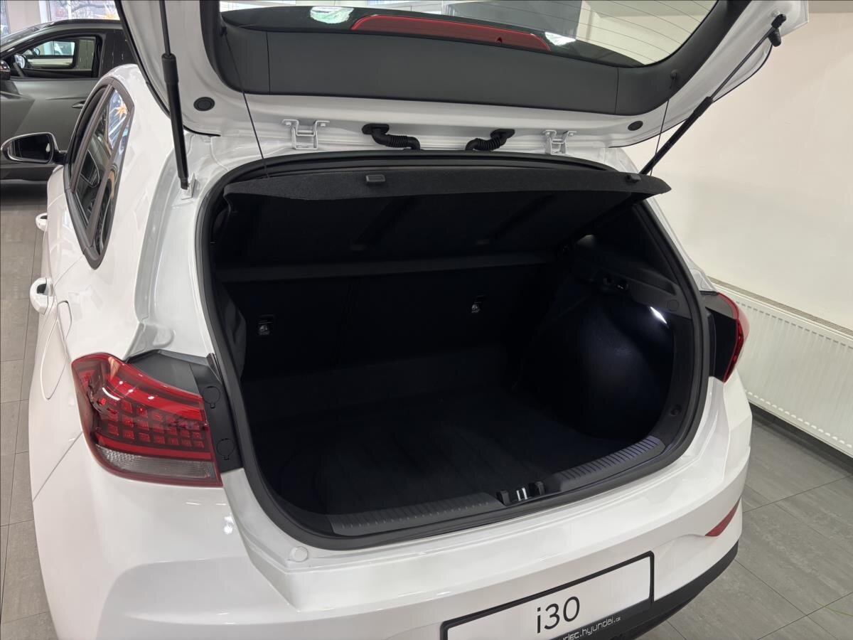 Hyundai i30 Hatchback 1,5 l 70 kw