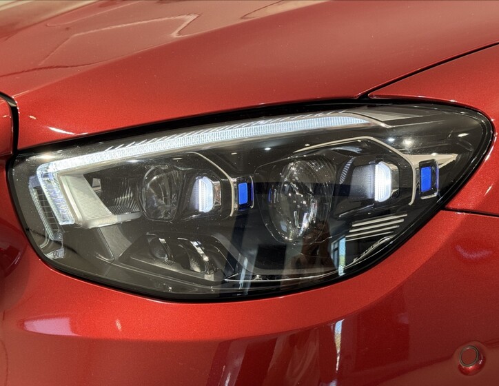 Mercedes-Benz Třídy E 6