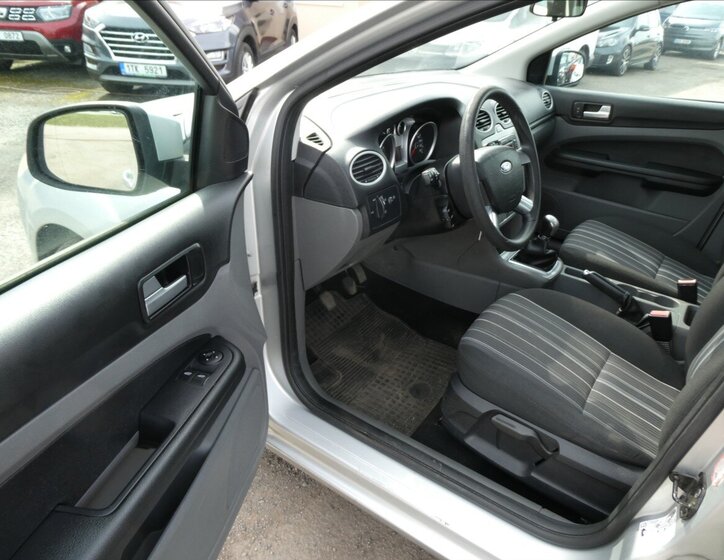 Ford Focus Kombi 1,6 l 74 kw