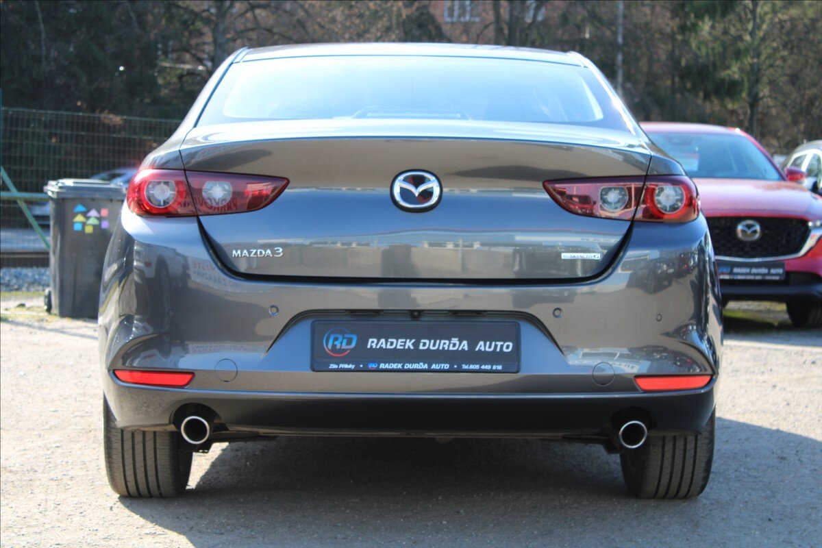 Mazda 3 Sedan / Limuzína 2,0 l 110 kw