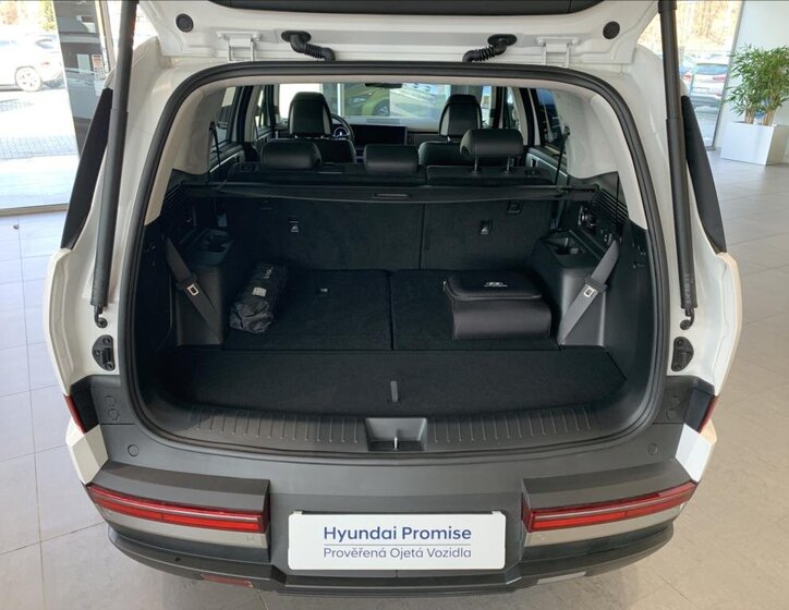 Hyundai Santa Fe SUV / Terénní 1,6 l 117 kw