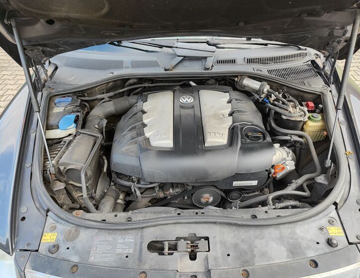 Volkswagen Touareg 19