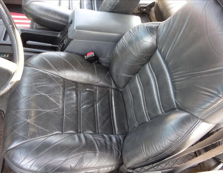 Jeep Cherokee SUV / Terénní 4,0 l 136 kw