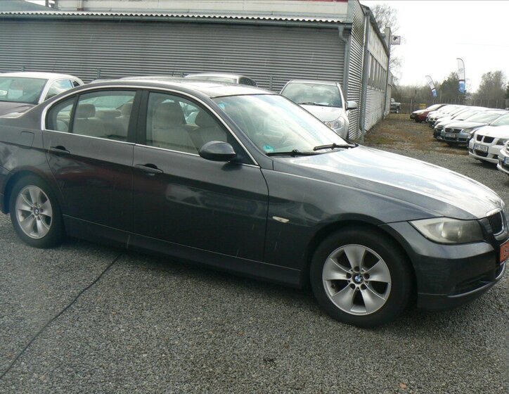 BMW Řada 3 Ostatní 2,5 l 160 kw