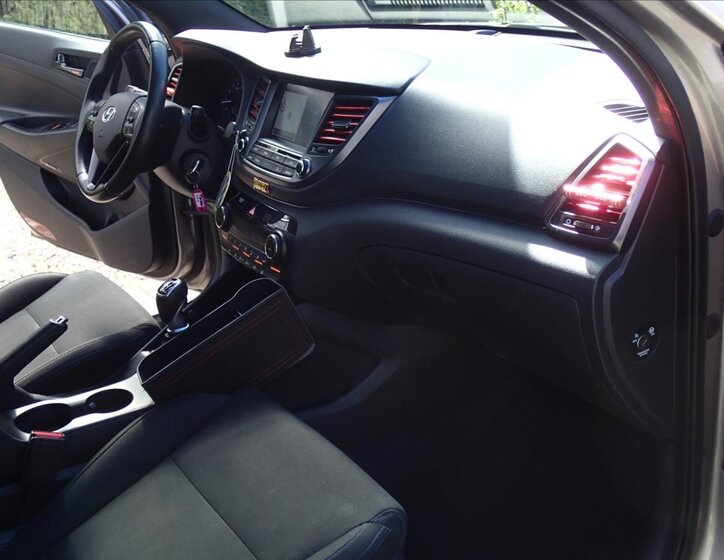 Hyundai Tucson SUV / Terénní 1,6 l 130 kw