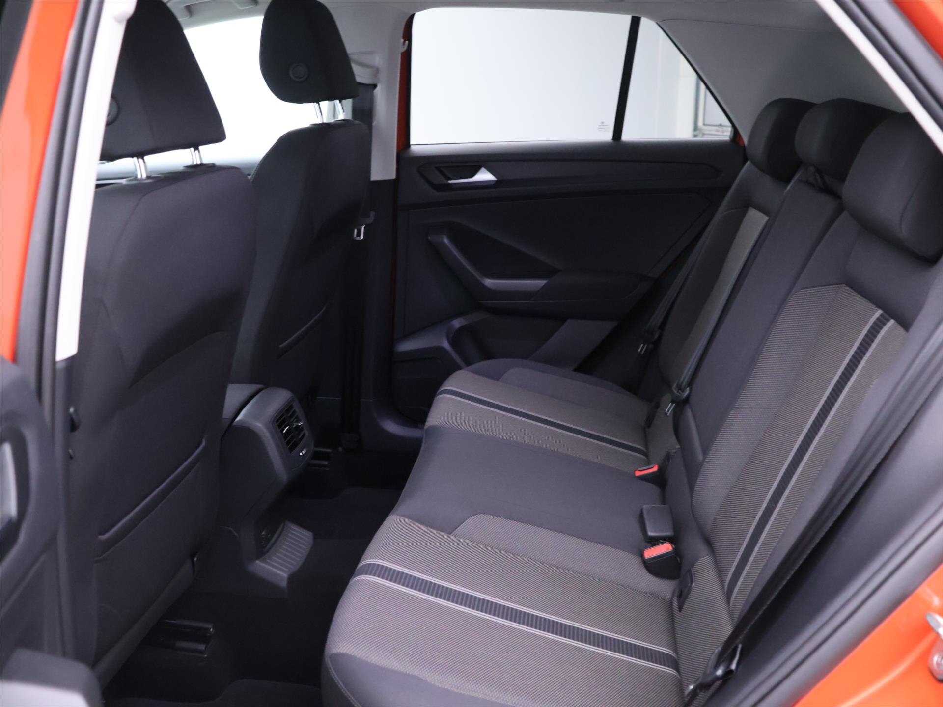 Volkswagen T-Roc SUV 1,5 l 110 kw