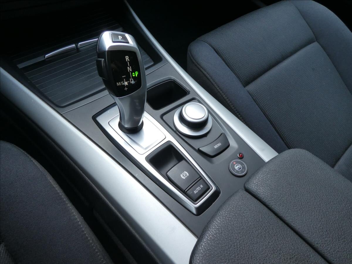 BMW X5 SUV / Terénní 3,0 l 200 kw