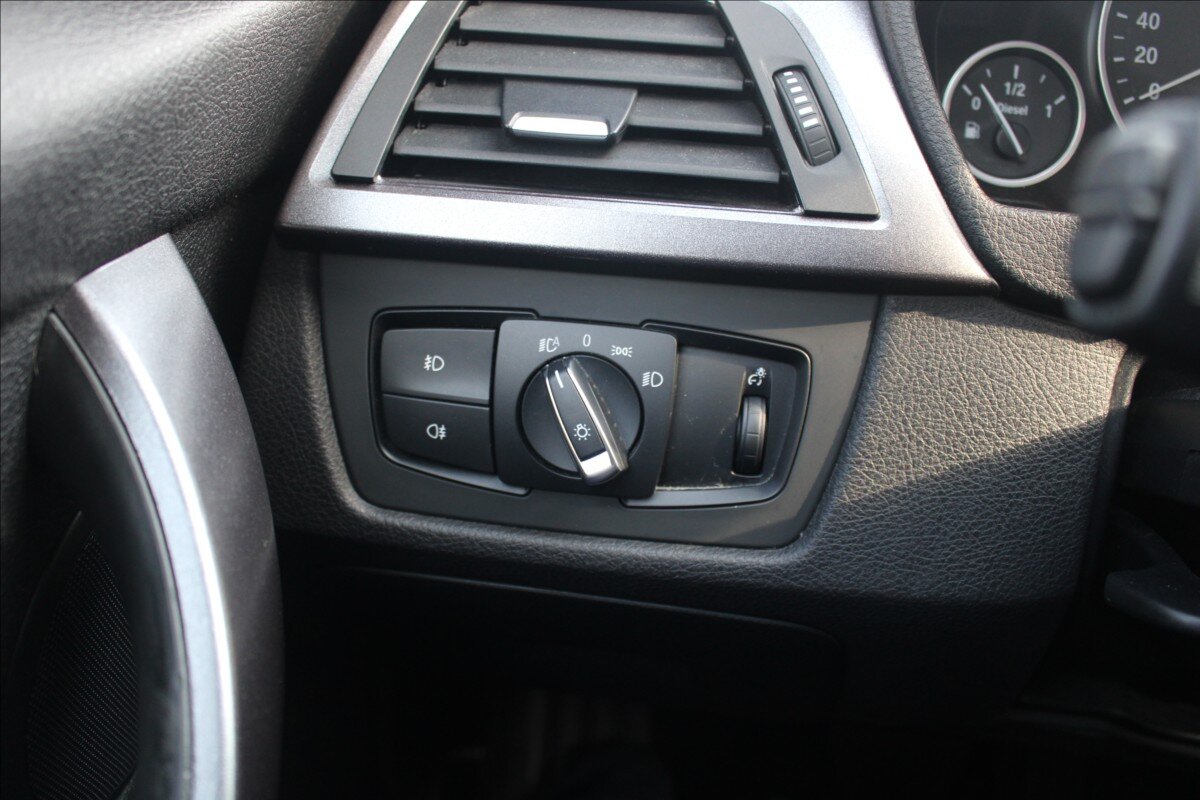 BMW Řada 3 Kombi 2,0 l 140 kw