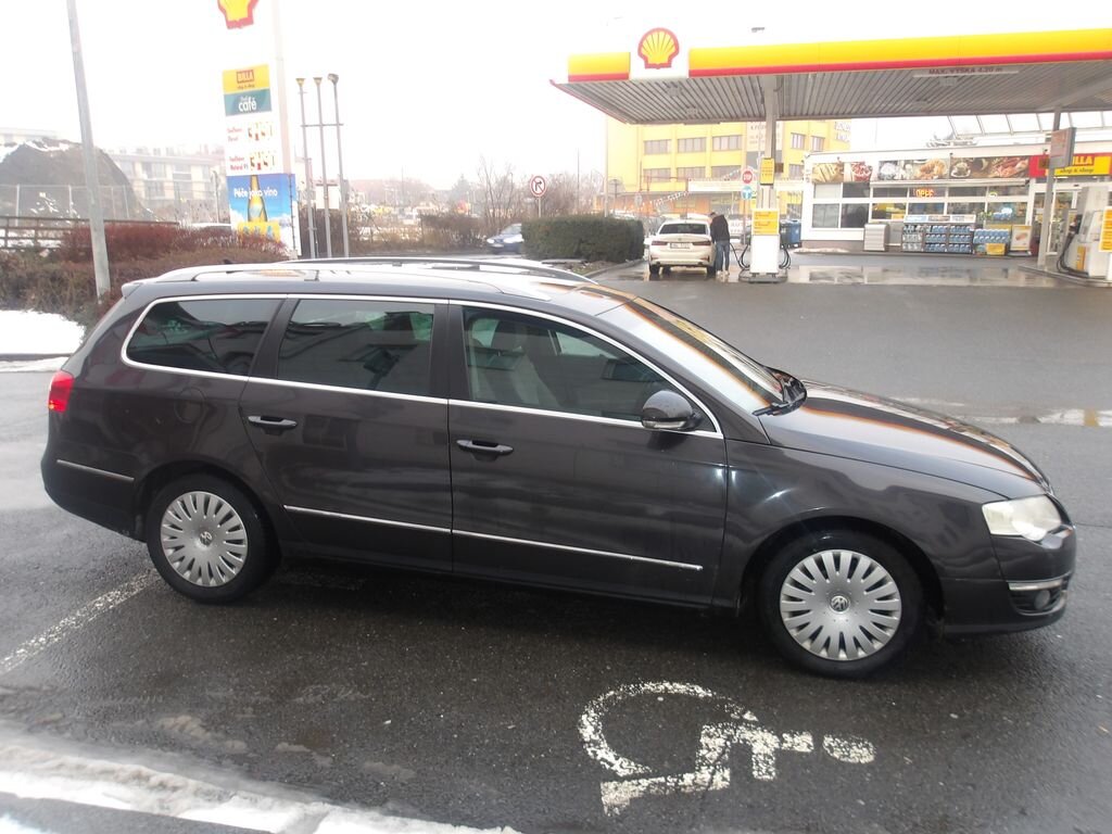 Volkswagen Passat Kombi 2,0 l 103 kw