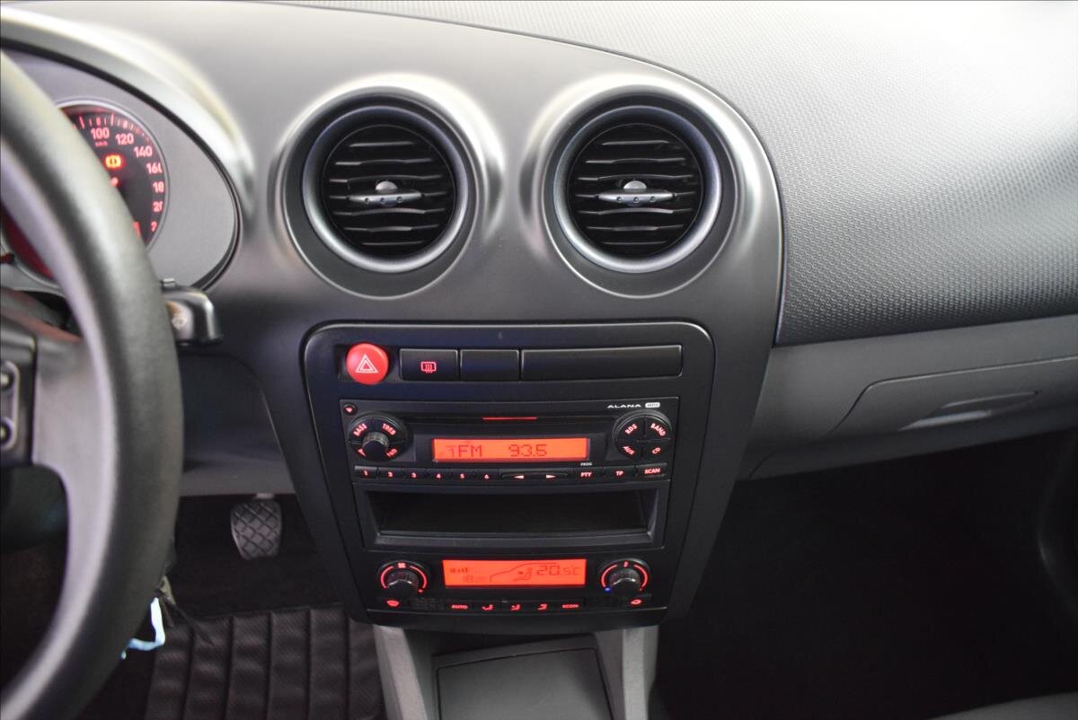 Seat Ibiza Hatchback 1,4 l 63 kw